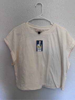 NWT Universal Thread Cream Boxy Short Sleeve Crop Tee